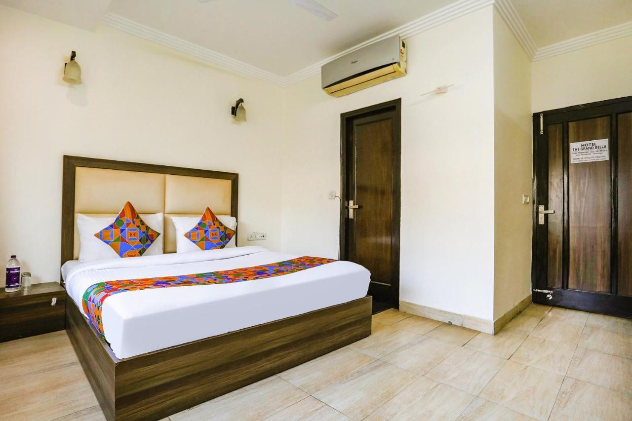 Fabhotel Jpm The Grand Bella - Nr Nehru Place Market Új-Delhi Kültér fotó