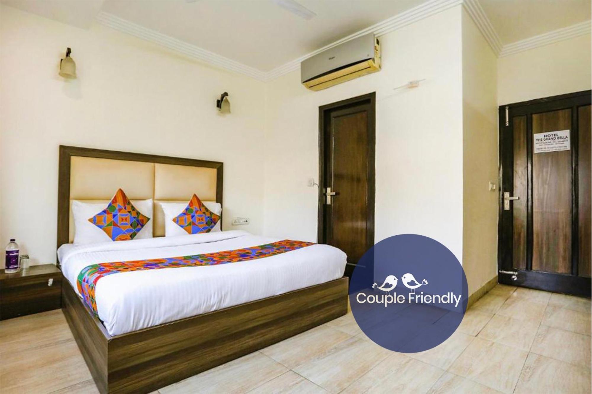 Fabhotel Jpm The Grand Bella - Nr Nehru Place Market Új-Delhi Kültér fotó
